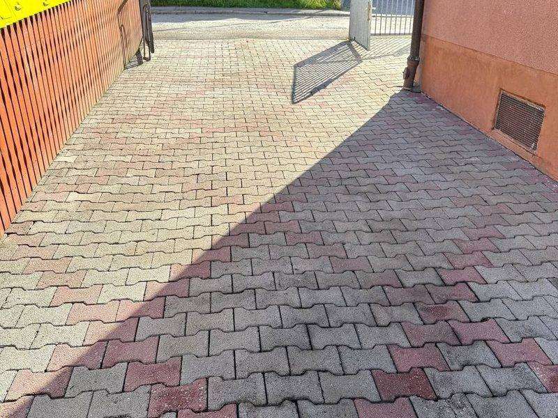 Nachher: Pflasterreinigung